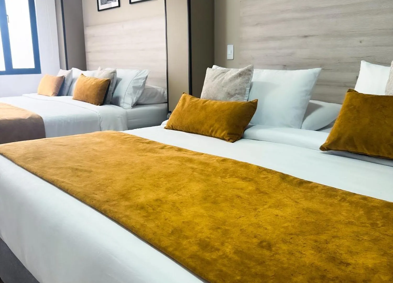 Hotel Wlh Gold 보고타 4*,
